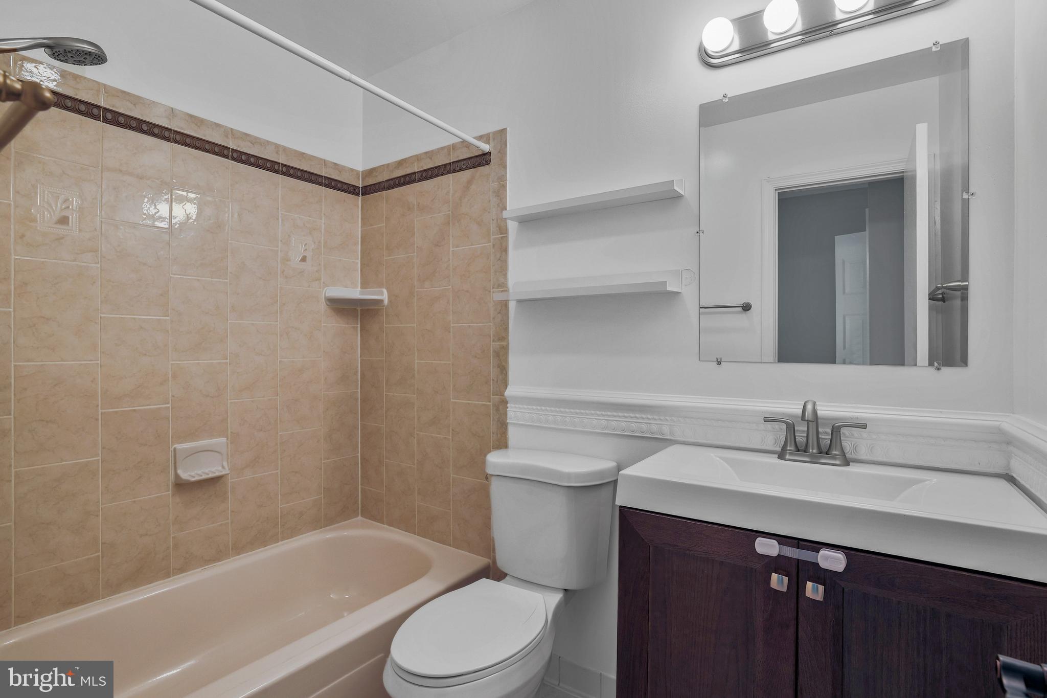 OLD MILL COMMUNITY - Residential