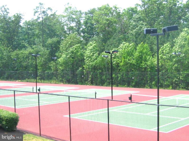 RUSSETT - Residential Lease