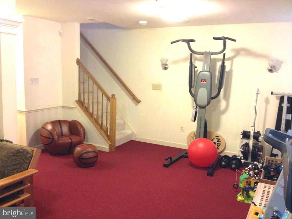 RUSSETT - Residential Lease