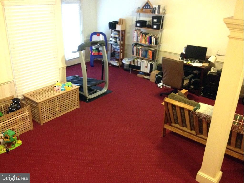 RUSSETT - Residential Lease