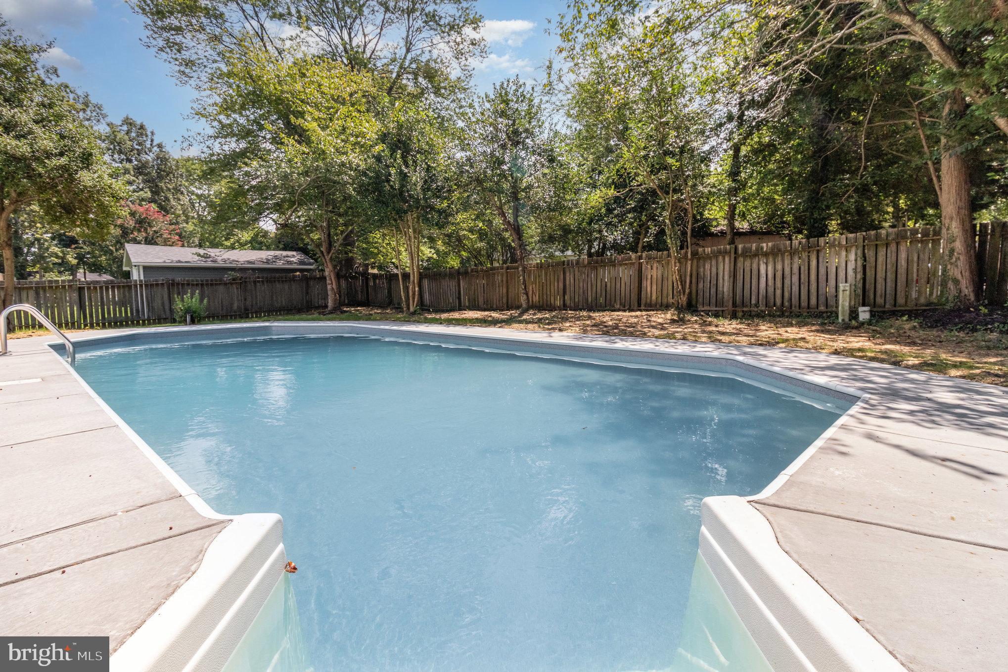 DEVONNE WOODS - Residential