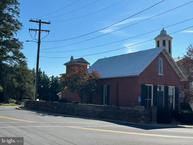 DOWNTOWN BERRYVILLE - Residential