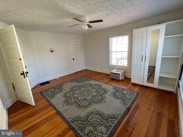 DOWNTOWN BERRYVILLE - Residential