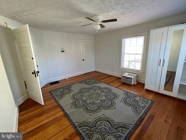 DOWNTOWN BERRYVILLE - Residential