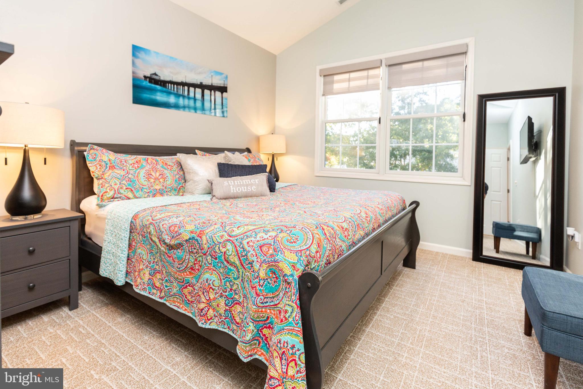 THE TIDES - Residential