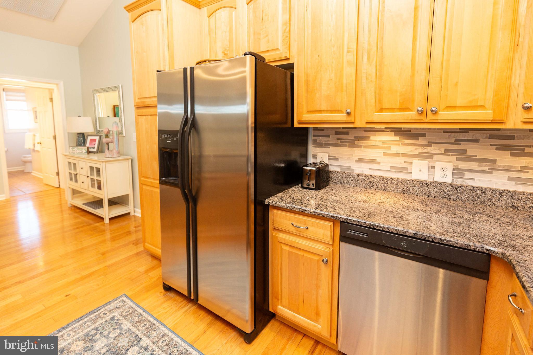 THE TIDES - Residential