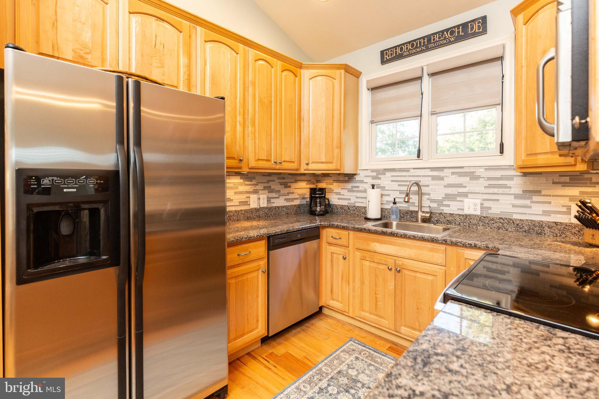 THE TIDES - Residential