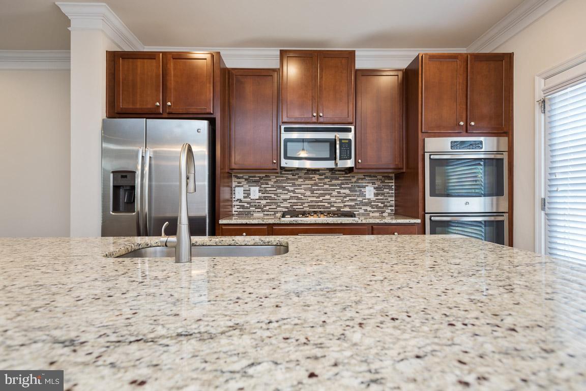 EMBREY MILL - Residential Lease