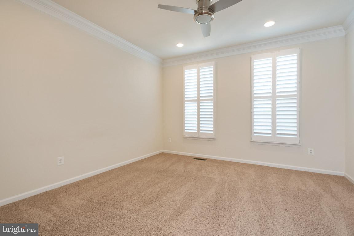 EMBREY MILL - Residential Lease