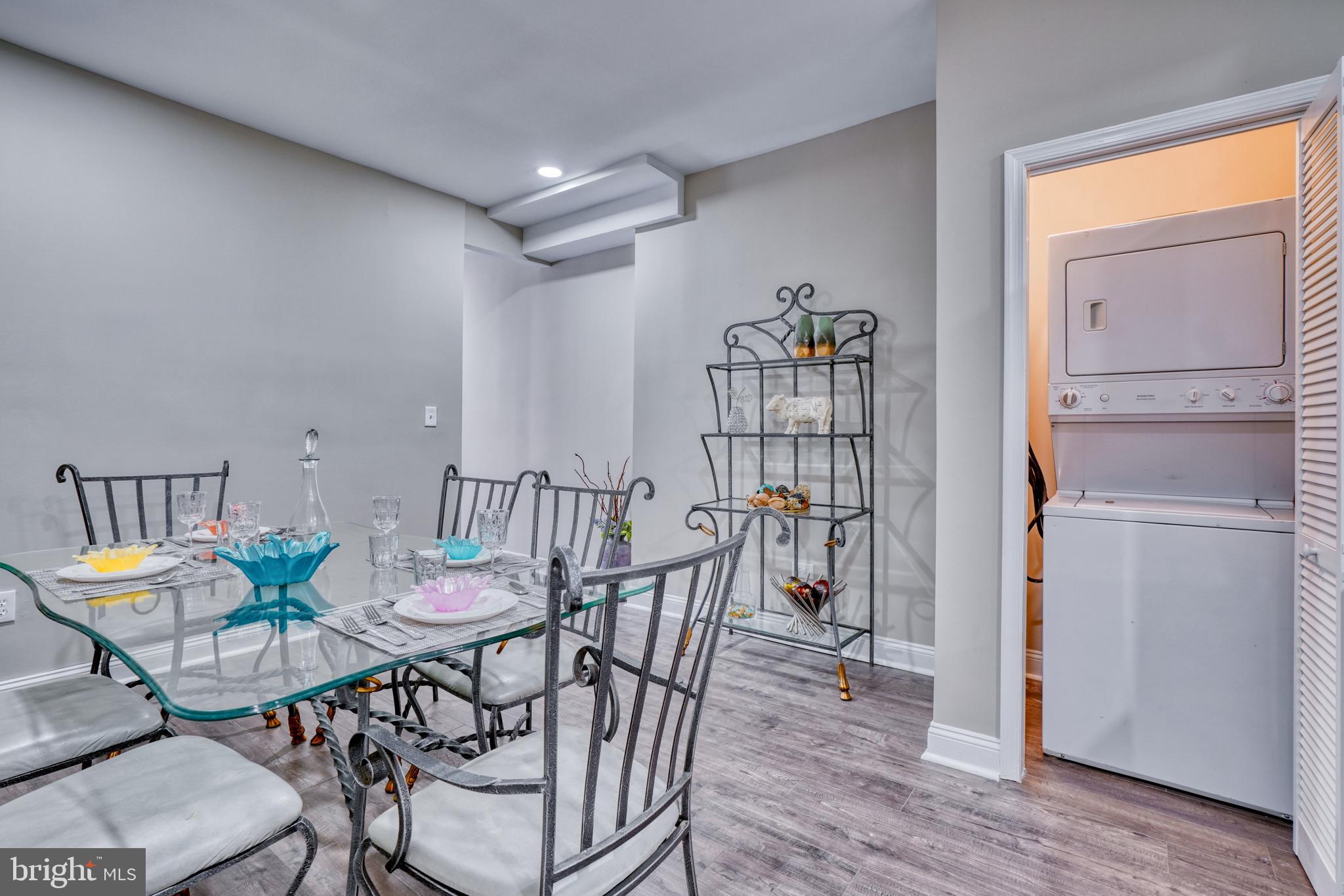 PENN NORTH - Residential