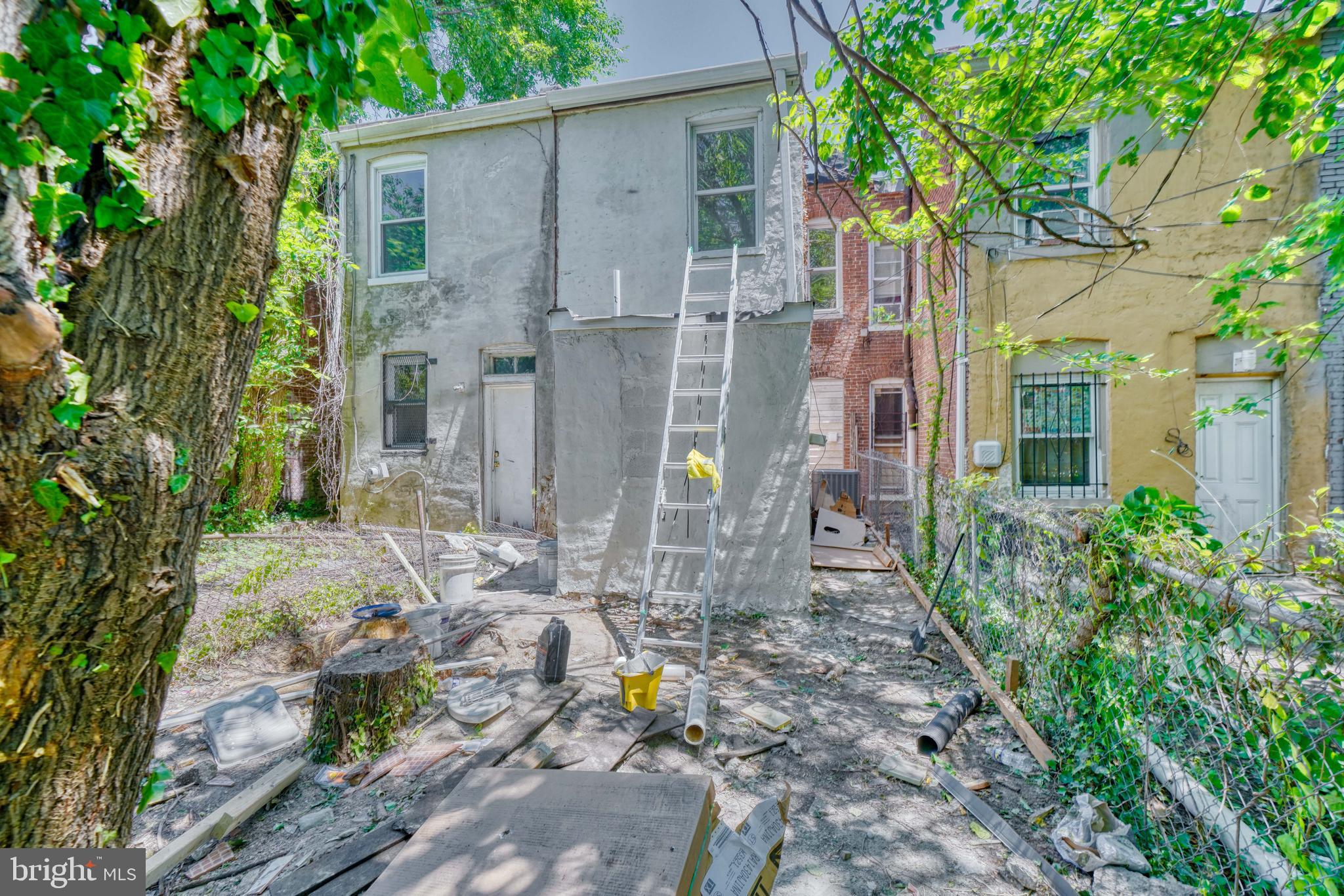 PENN NORTH - Residential