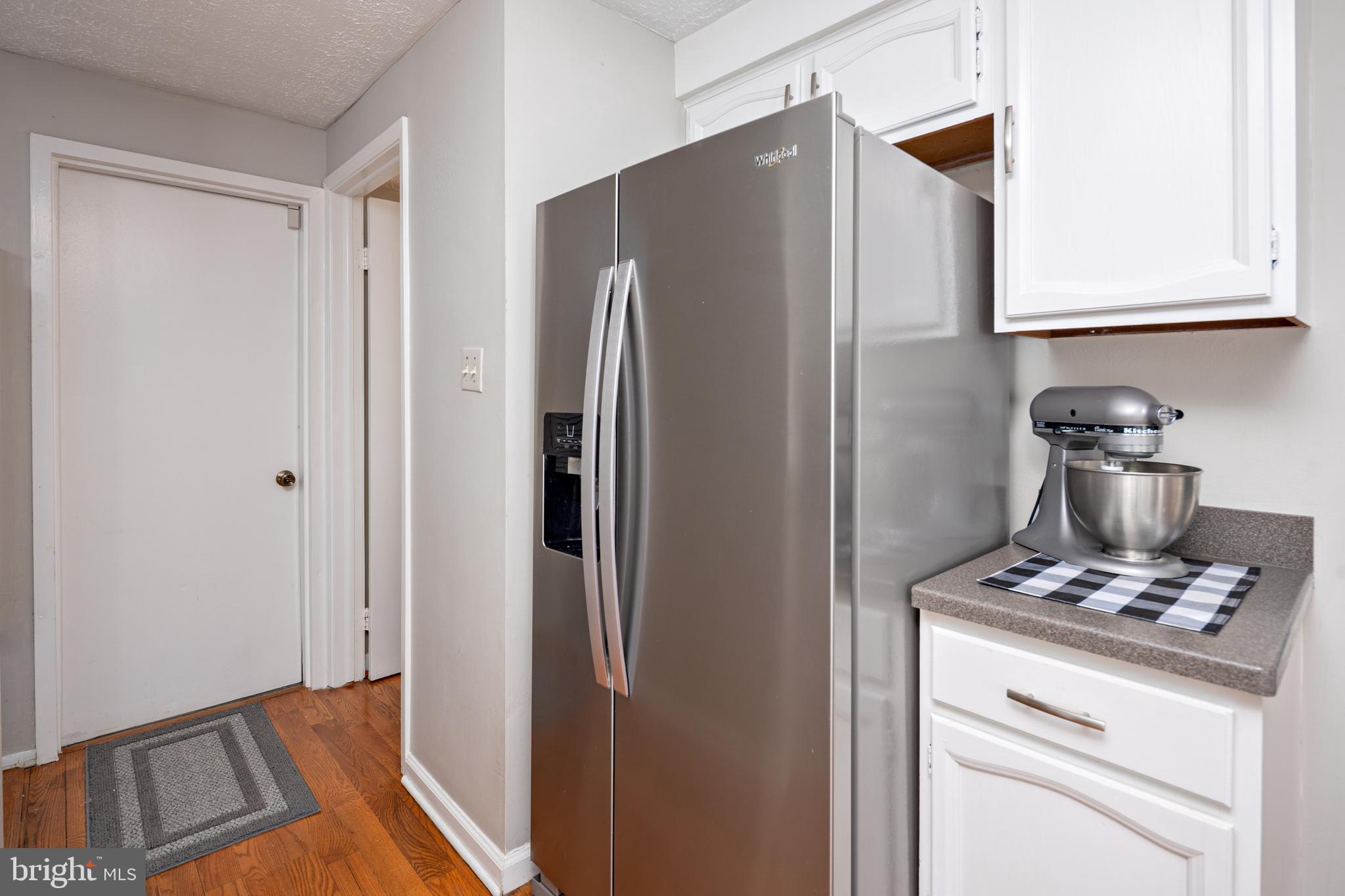 PROSPECT KNOLLS - Residential