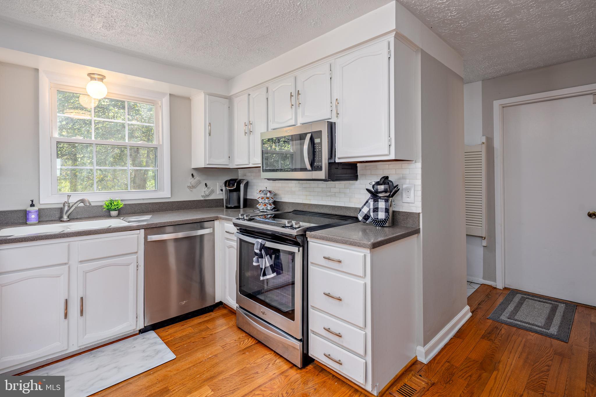 PROSPECT KNOLLS - Residential