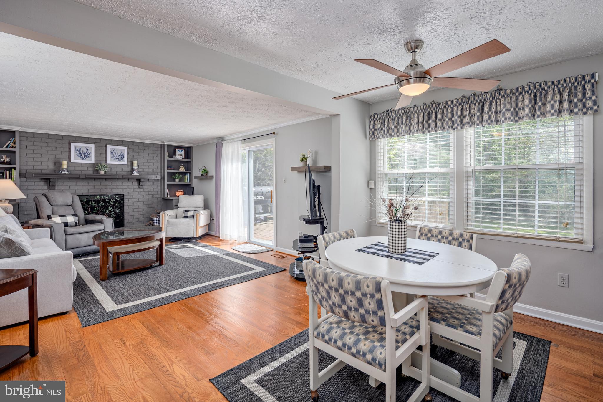 PROSPECT KNOLLS - Residential