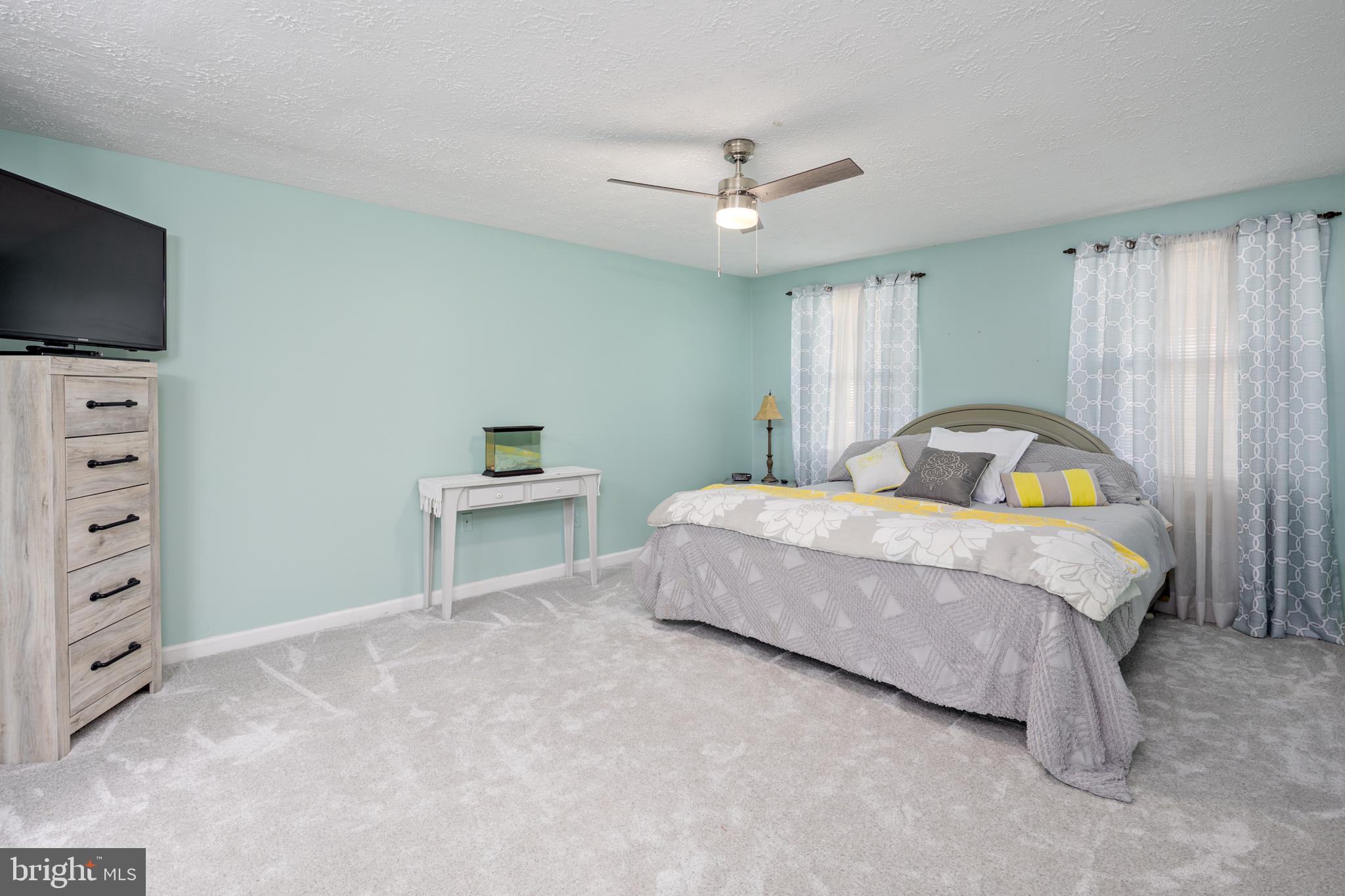 PROSPECT KNOLLS - Residential