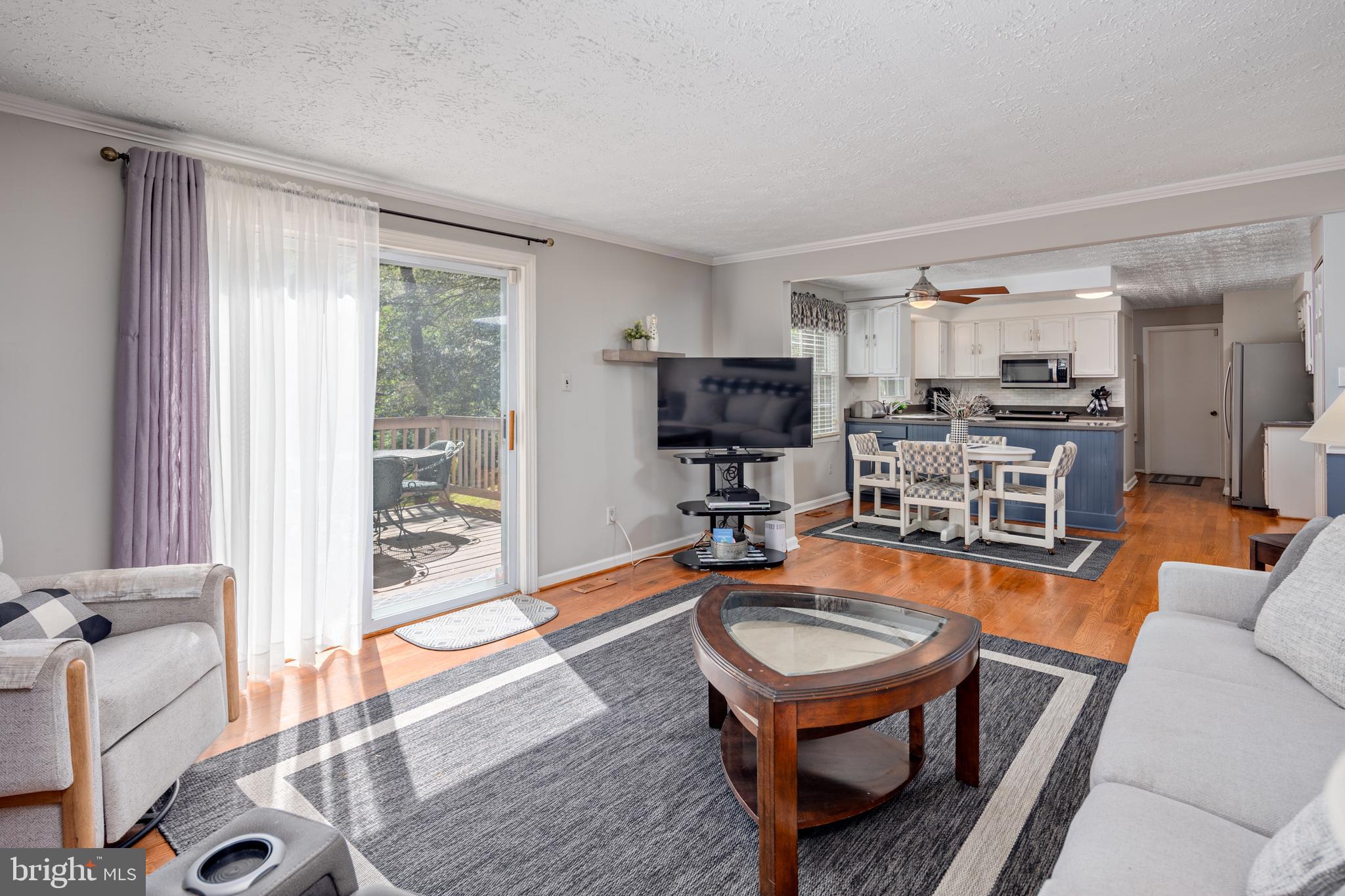 PROSPECT KNOLLS - Residential