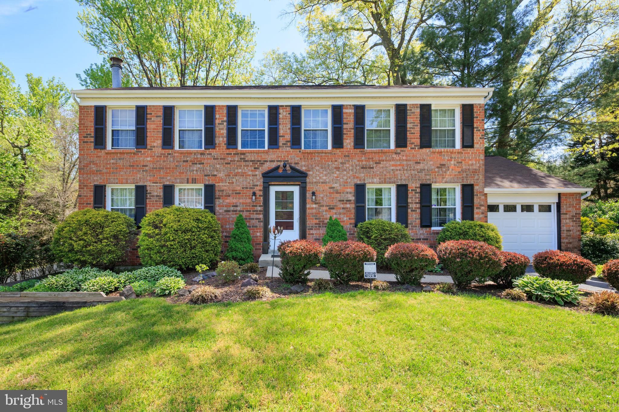 PROSPECT KNOLLS - Residential