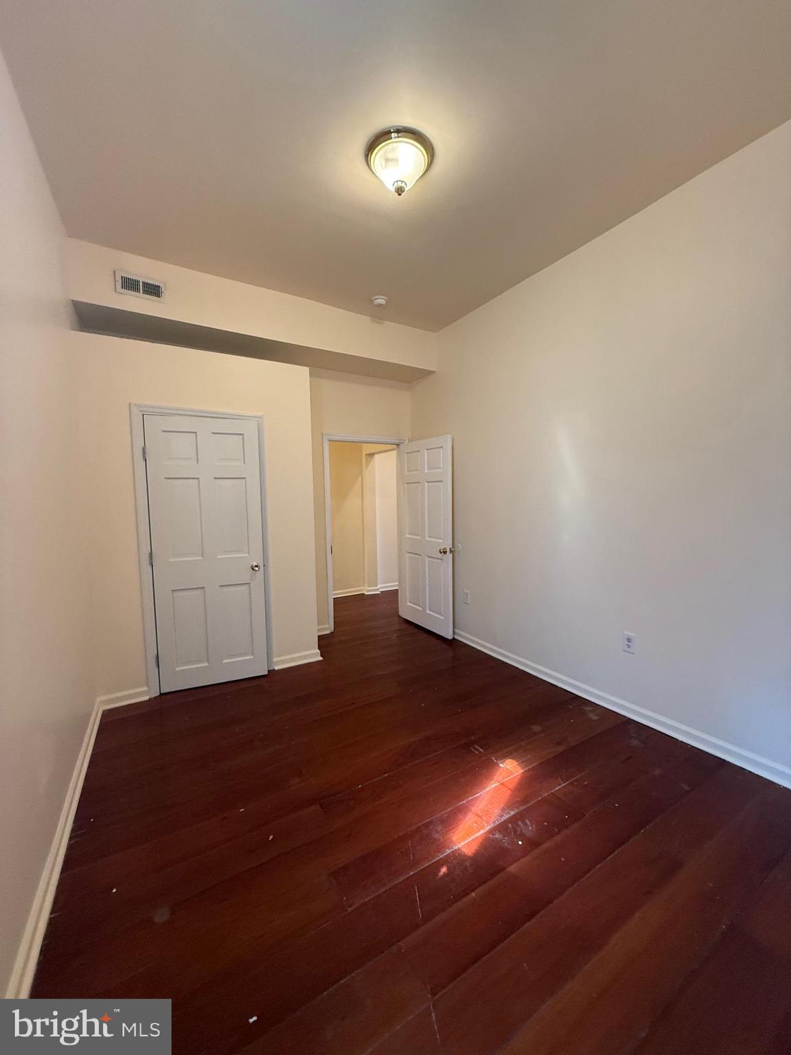 MADISON PARK HISTORIC DISTRICT - Residential Lease