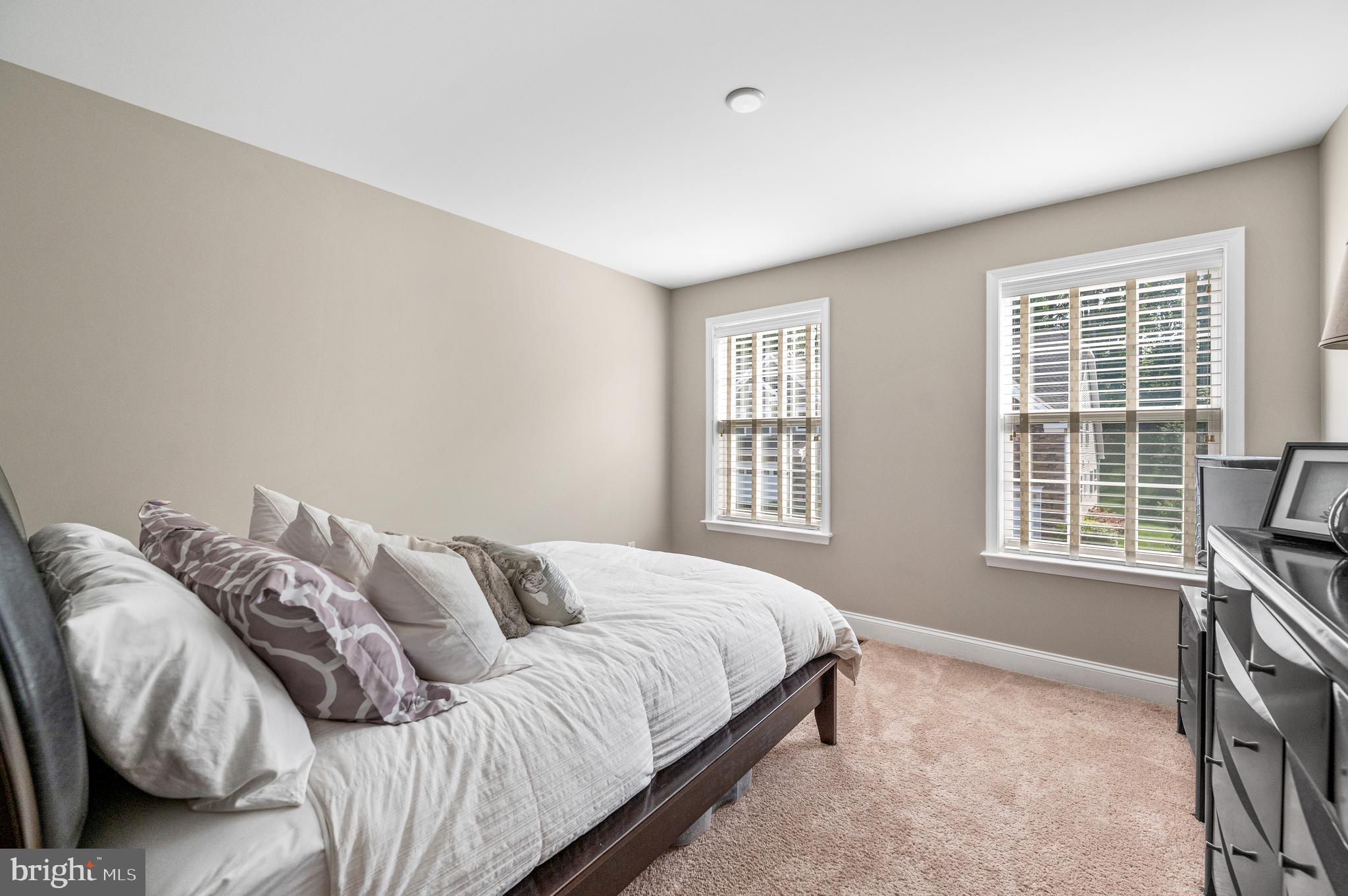 GRANDE AT MUIRWOOD H - Residential