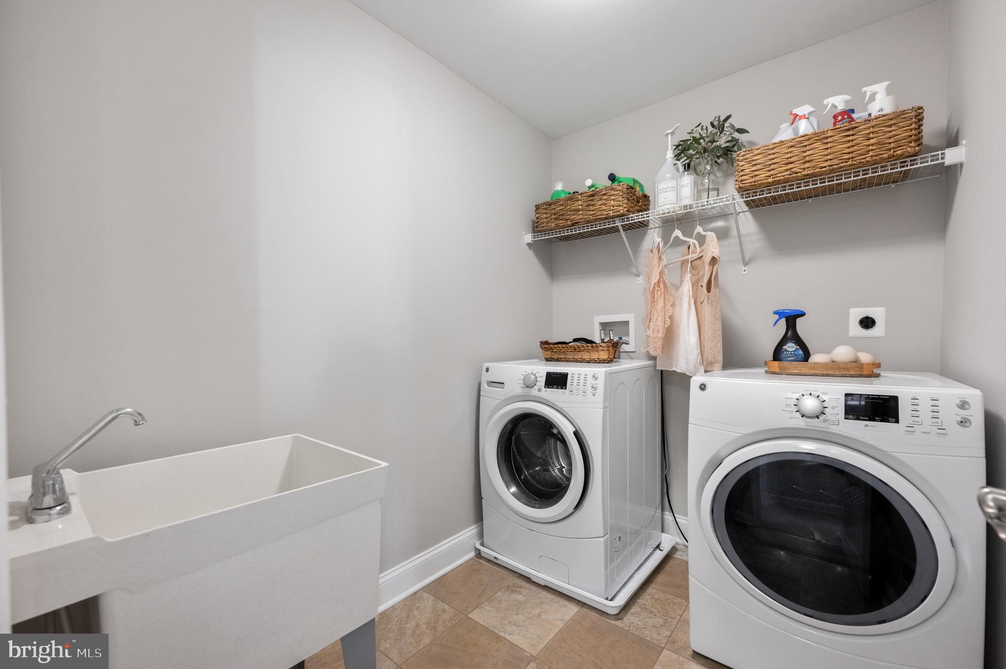 GRANDE AT MUIRWOOD H - Residential