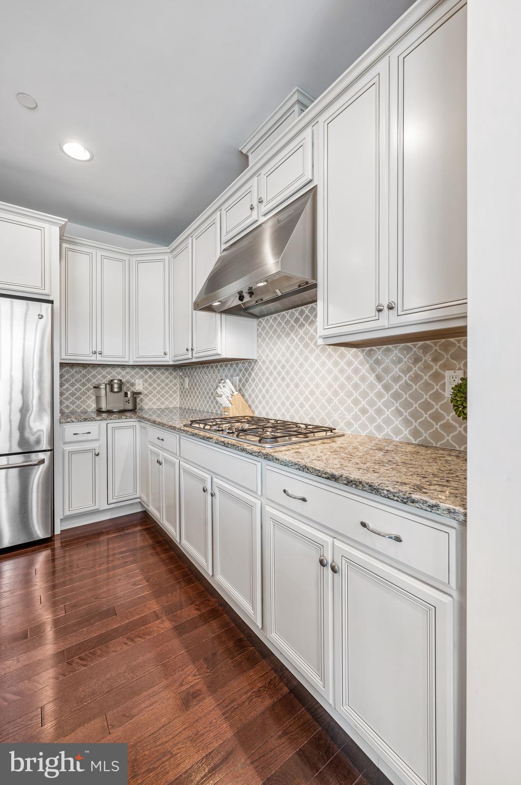 GRANDE AT MUIRWOOD H - Residential