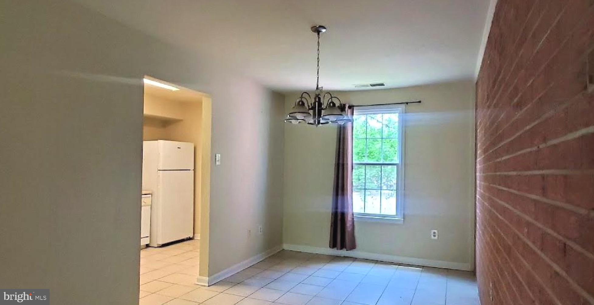 DIAMOND FARM CODM - Residential Lease