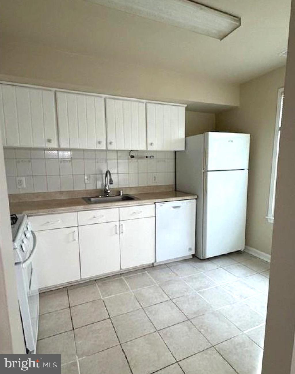 DIAMOND FARM CODM - Residential Lease