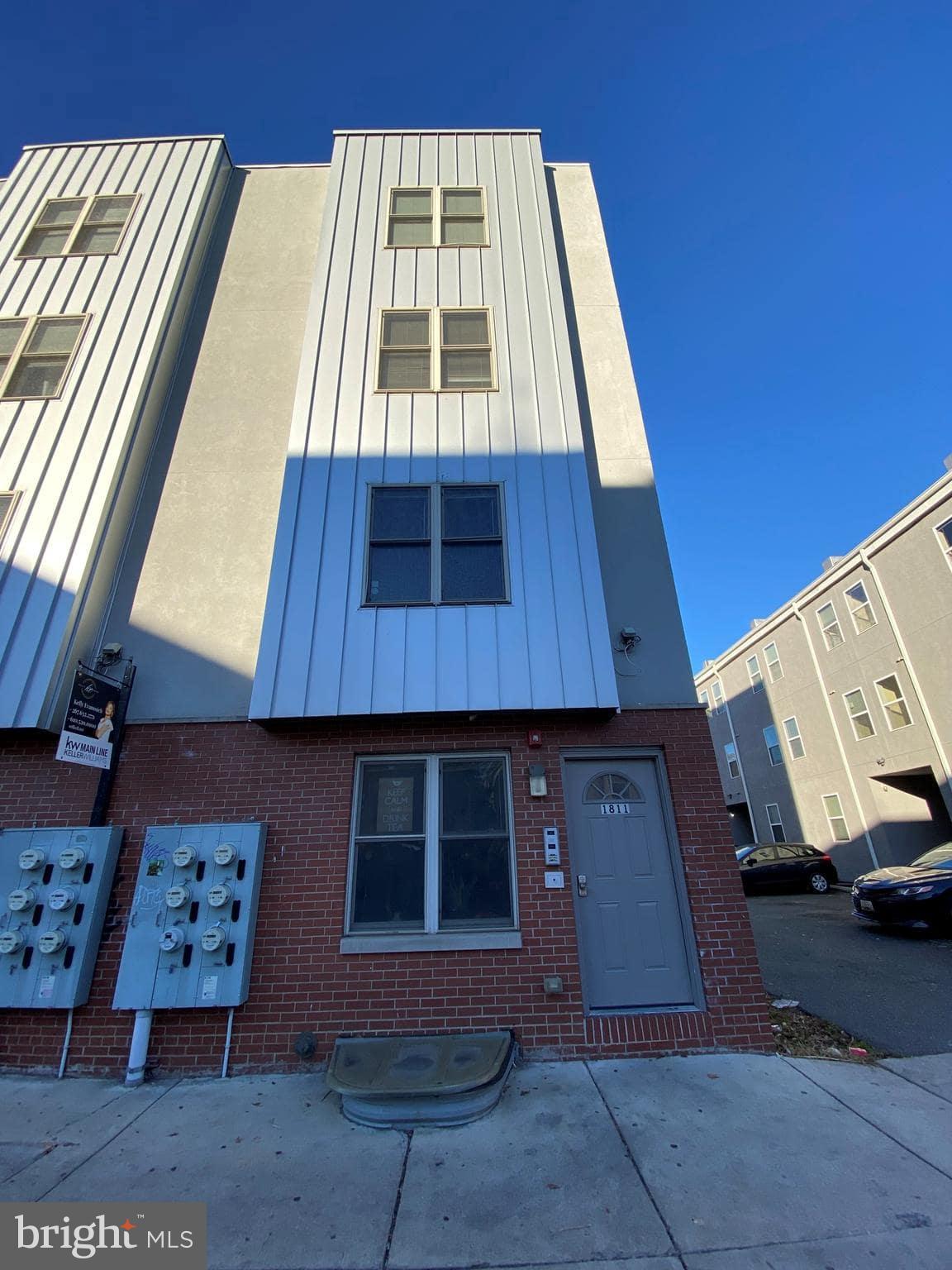 TEMPLE UNIVERSITY - Residential Lease