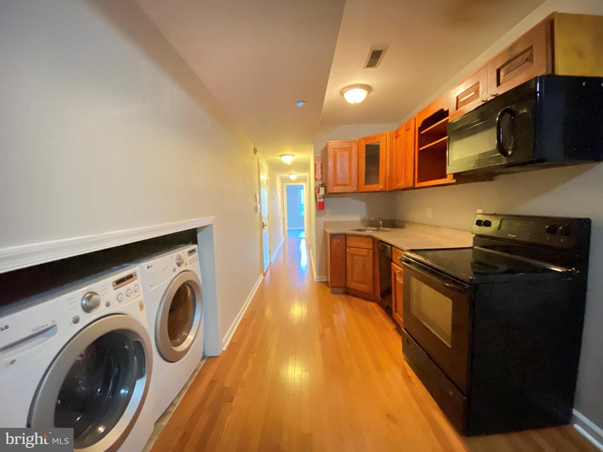 TEMPLE UNIVERSITY - Residential Lease