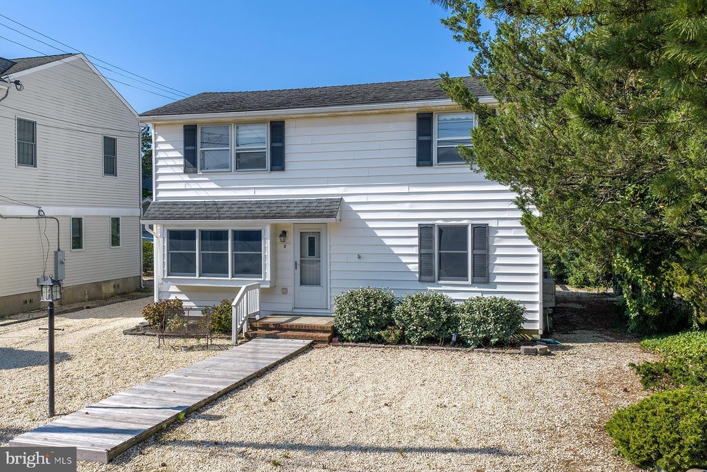 Photo of 9 10th St, BARNEGAT LIGHT, NJ 08006 (MLS # NJOC2044160)