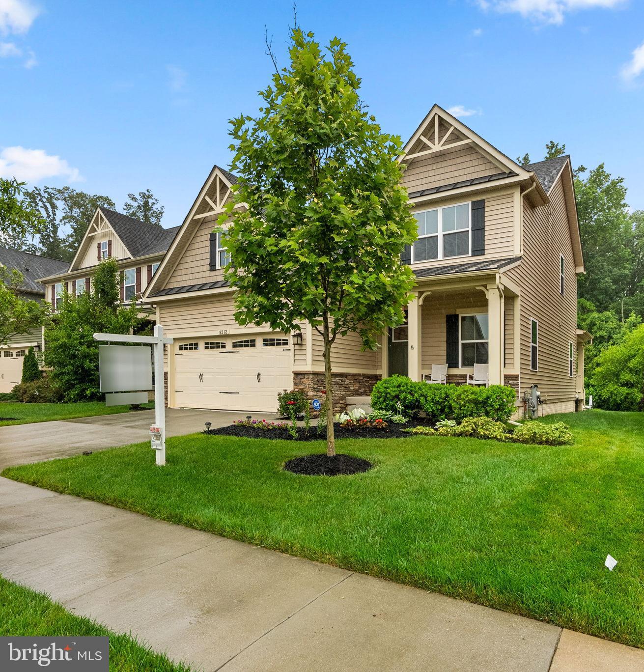 8212 HICKORY HOLLOW DRIVE