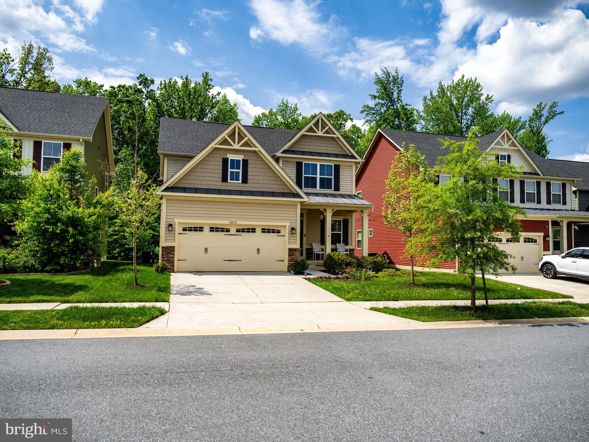 8212 HICKORY HOLLOW DRIVE