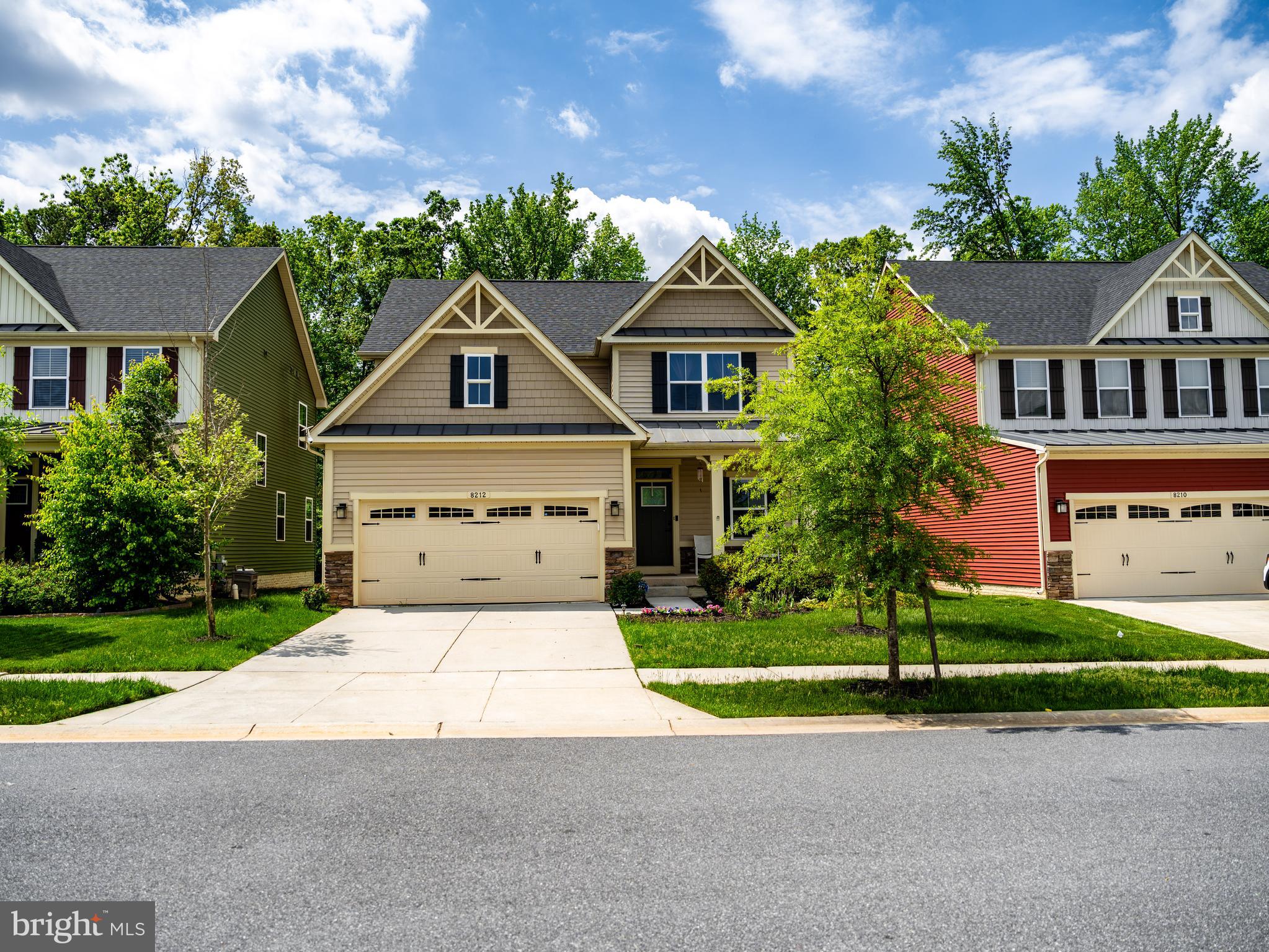 8212 HICKORY HOLLOW DRIVE