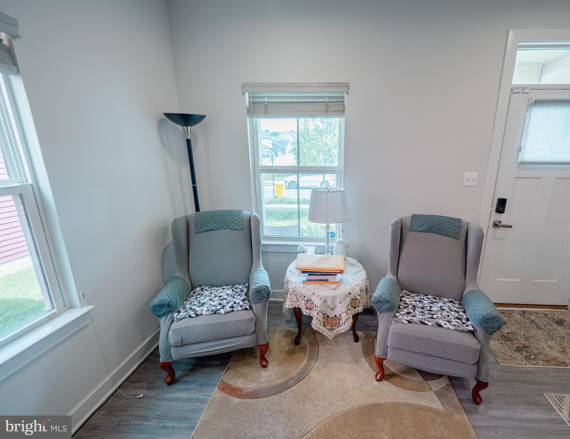 8212 HICKORY HOLLOW DRIVE