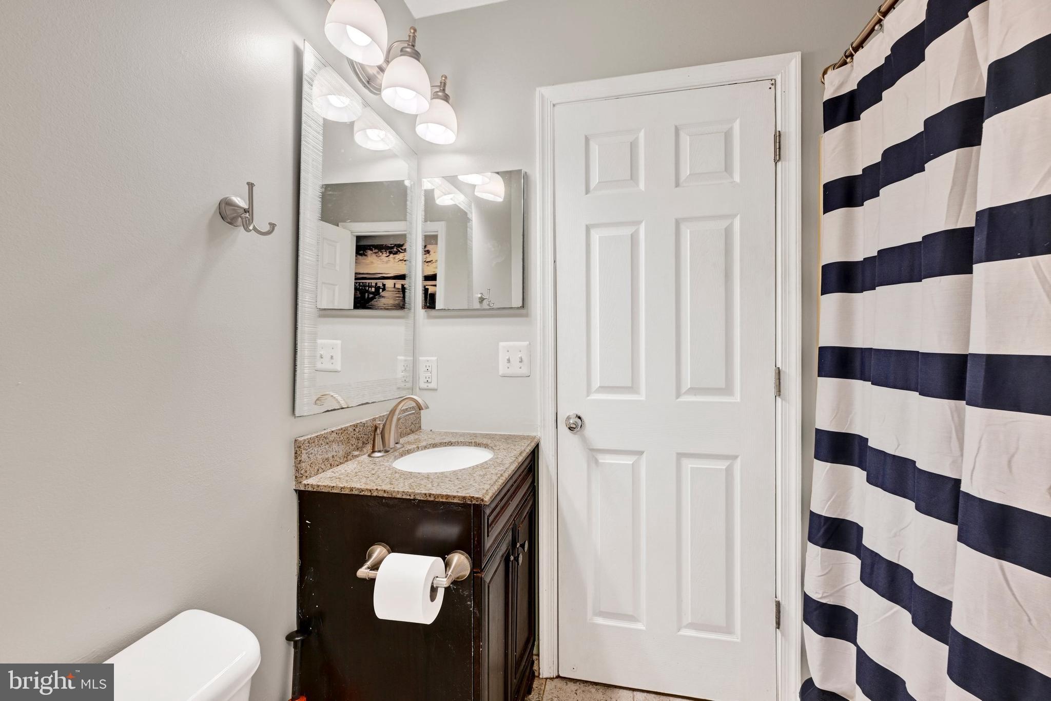 CARROLLWOOD MANOR - Residential