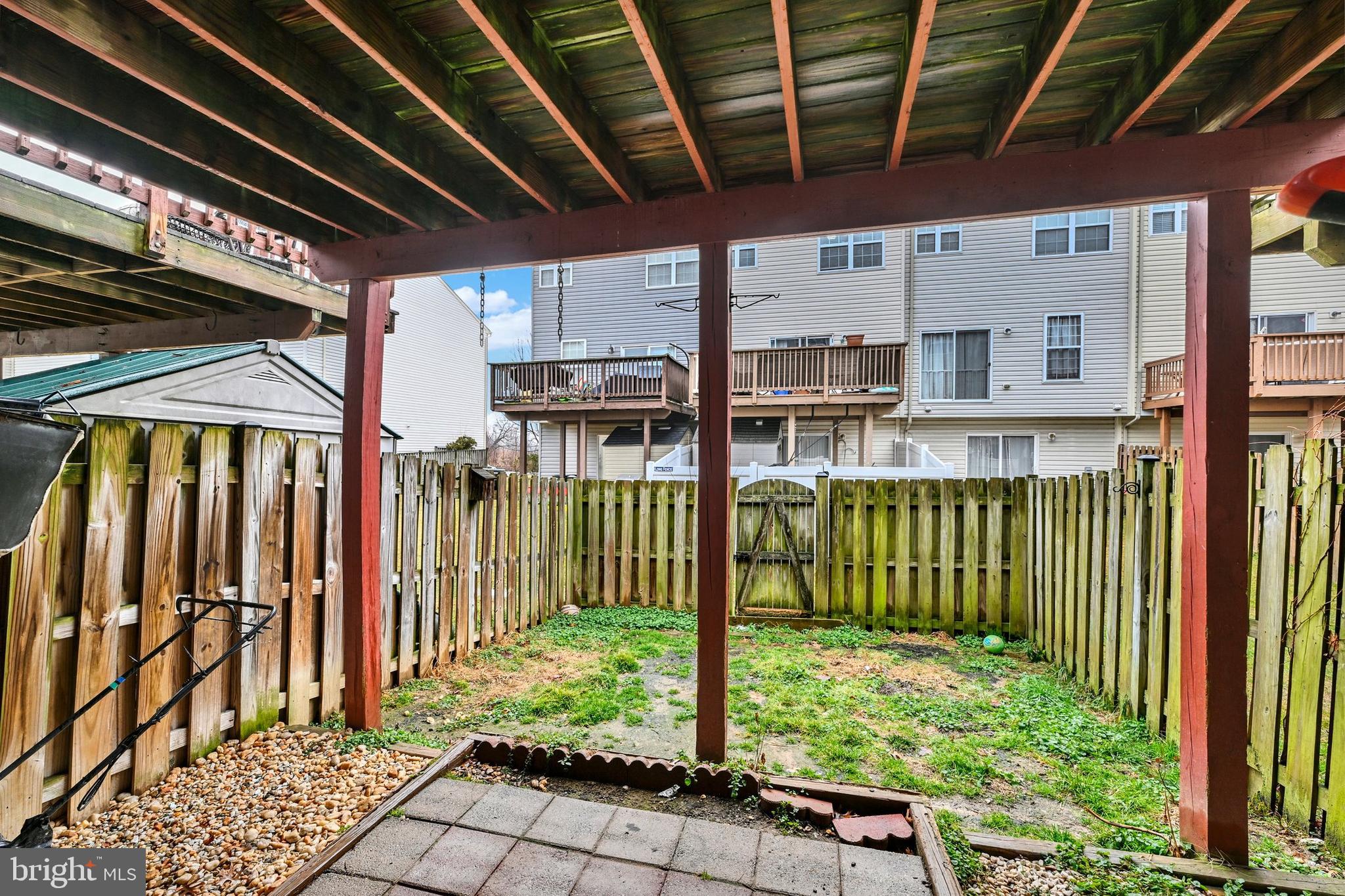 CARROLLWOOD MANOR - Residential