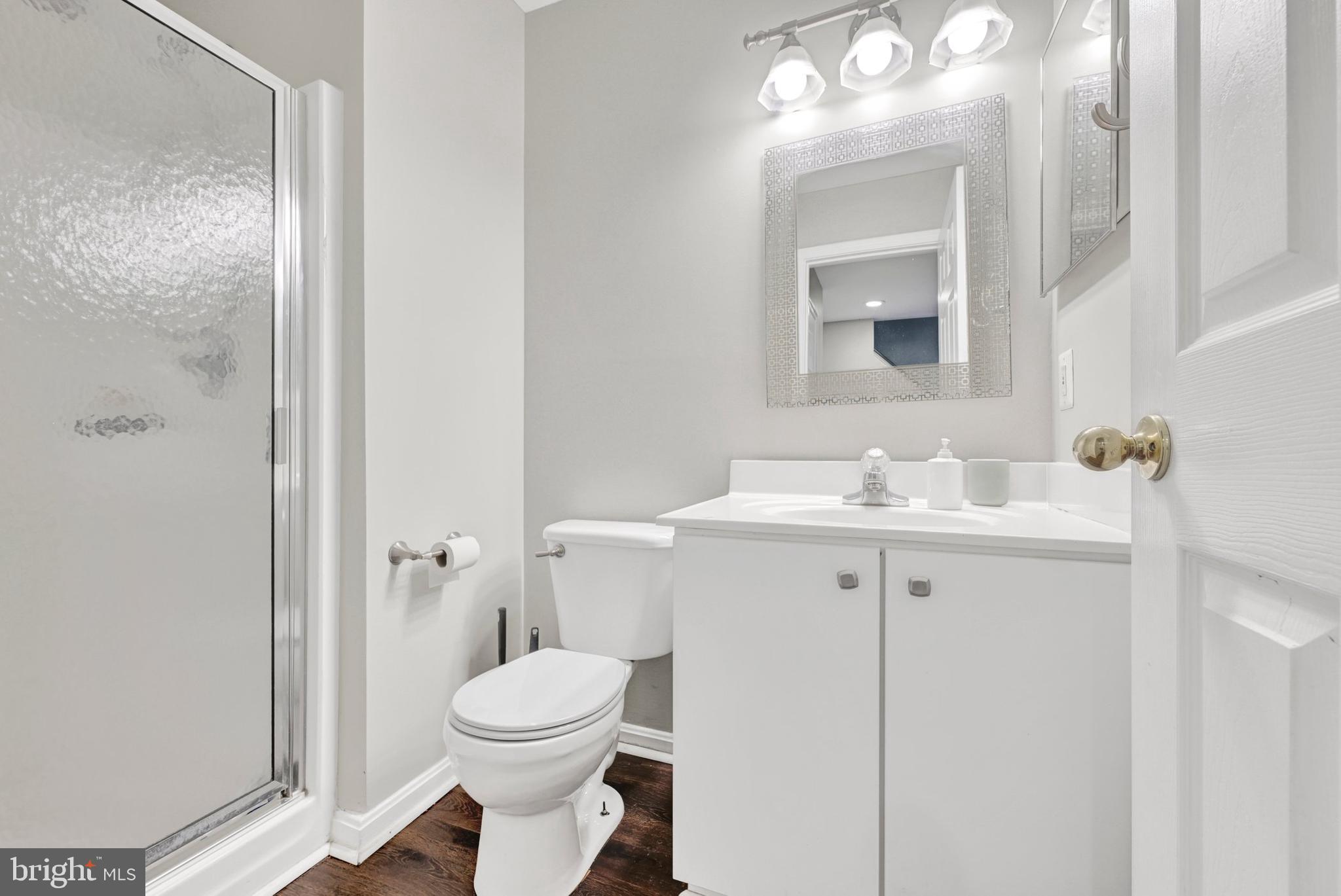 CARROLLWOOD MANOR - Residential