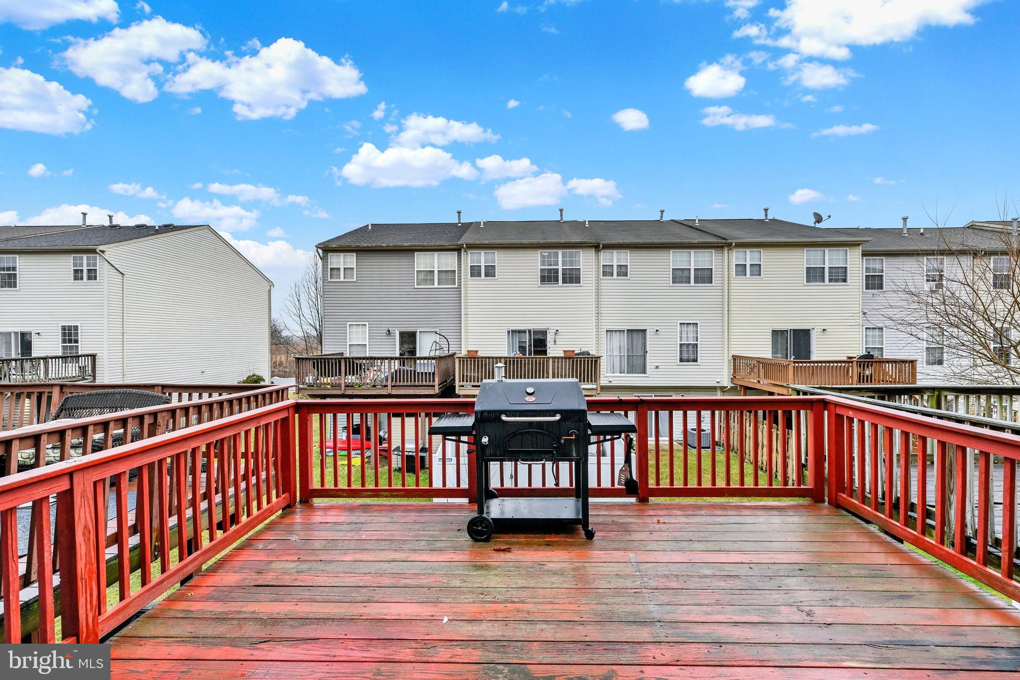 CARROLLWOOD MANOR - Residential