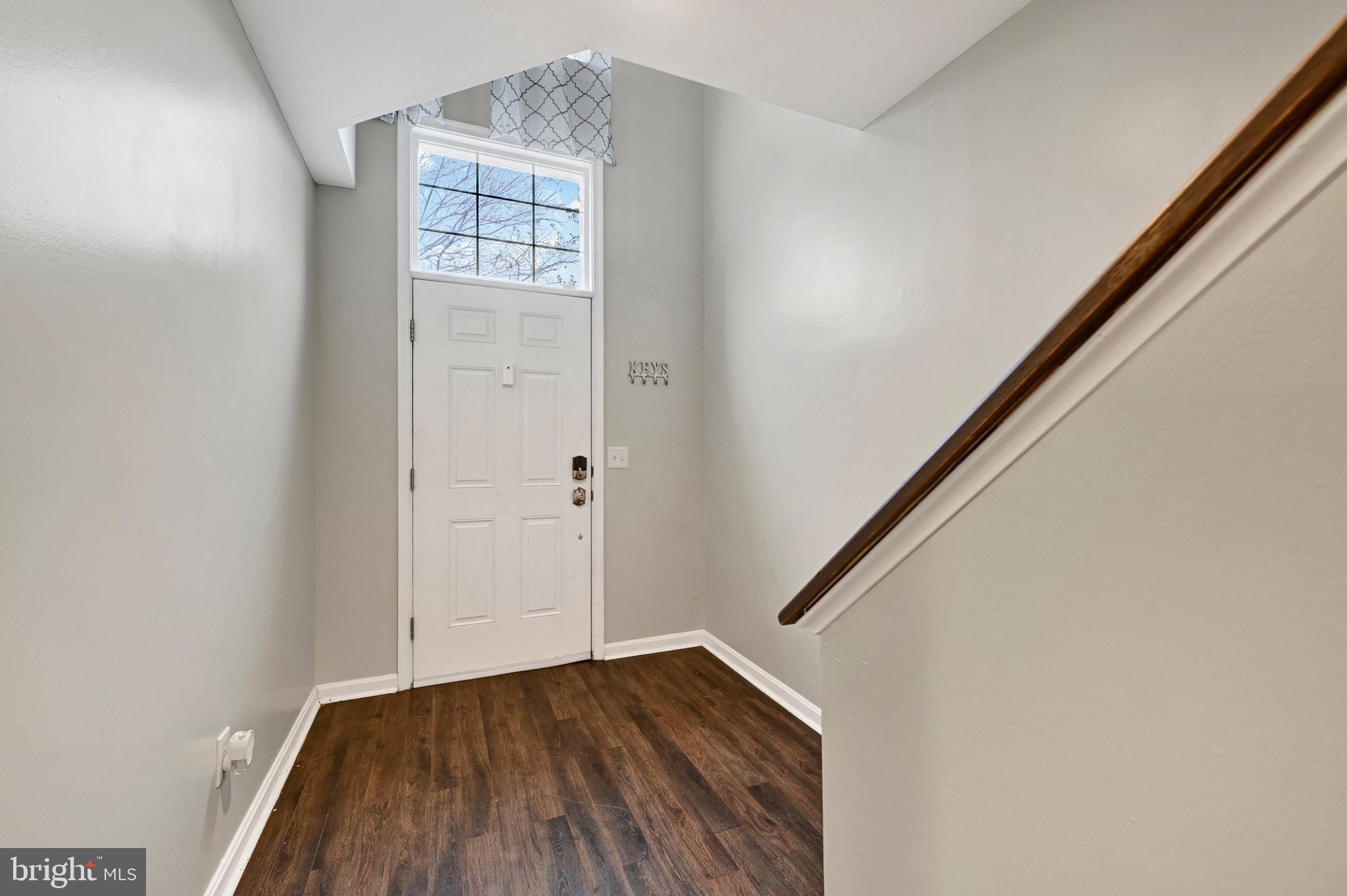 CARROLLWOOD MANOR - Residential