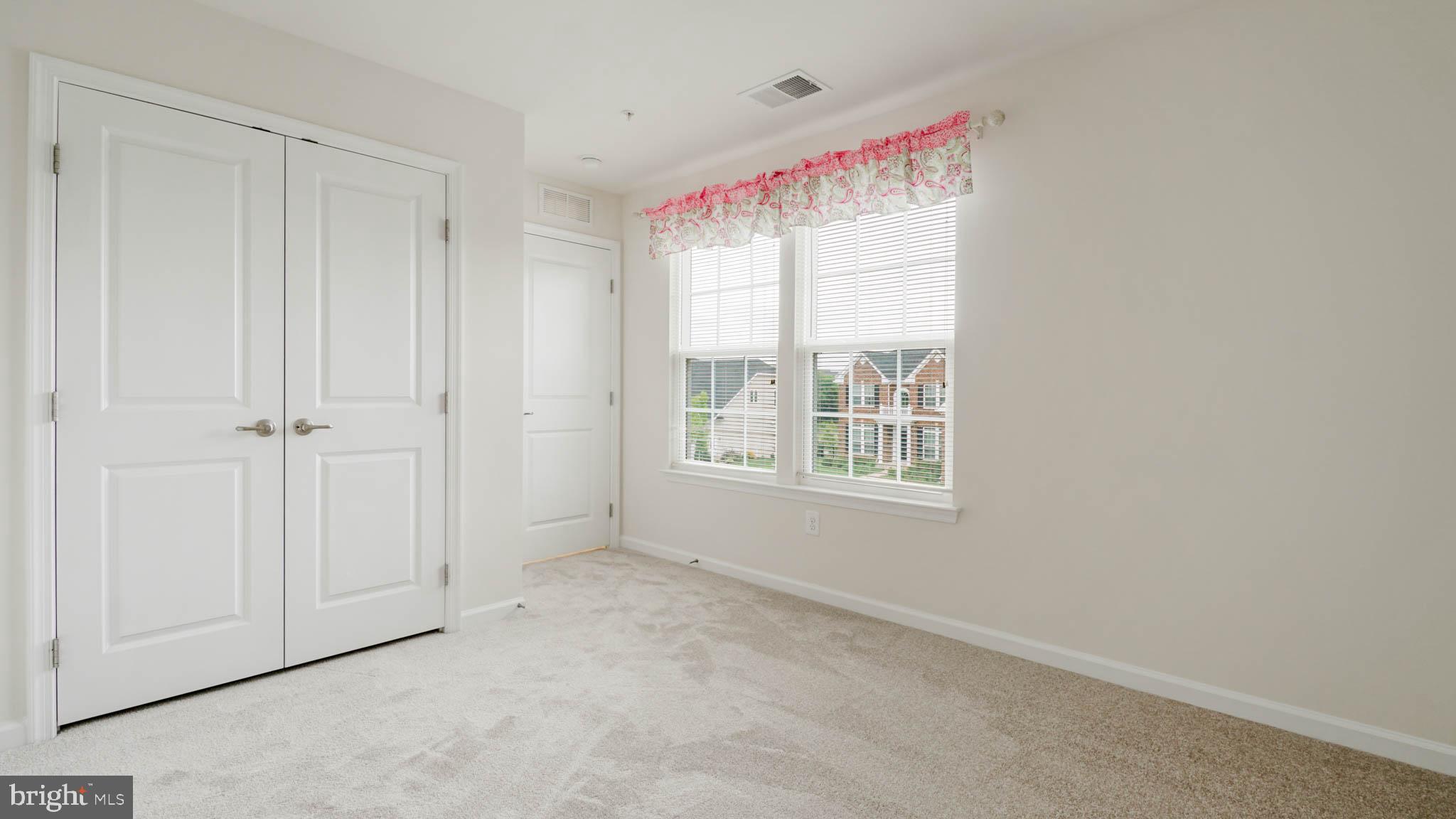 BOLTON HILL - Residential