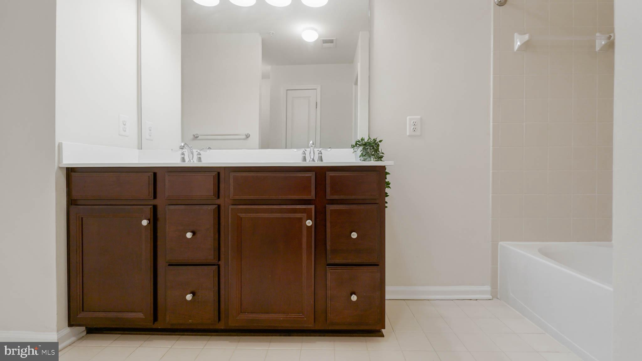 BOLTON HILL - Residential