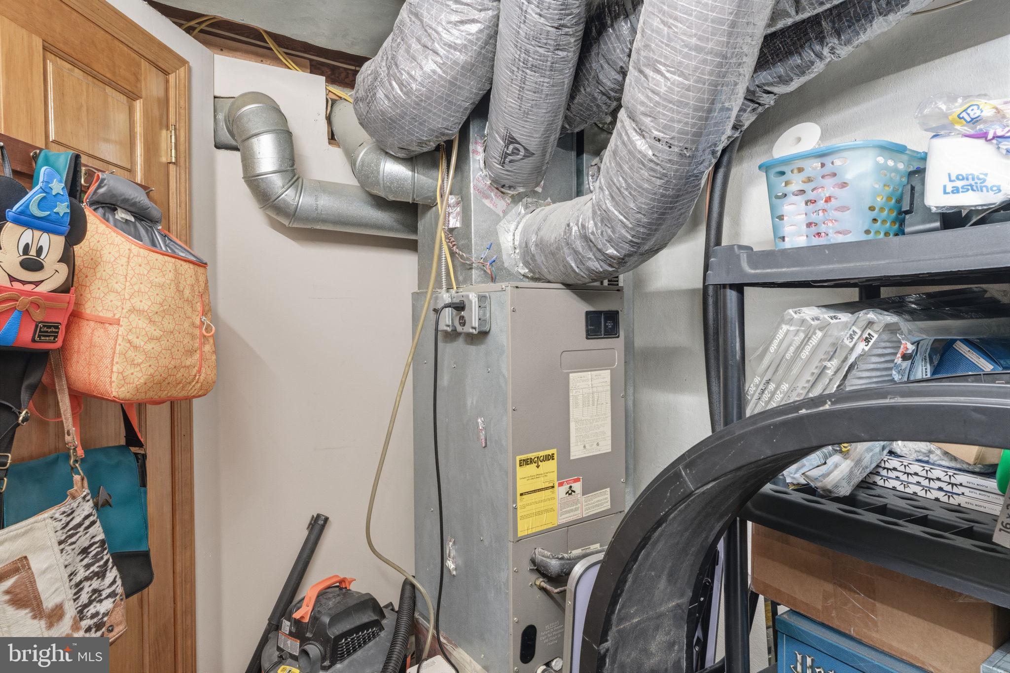 FOX CHASE - Residential