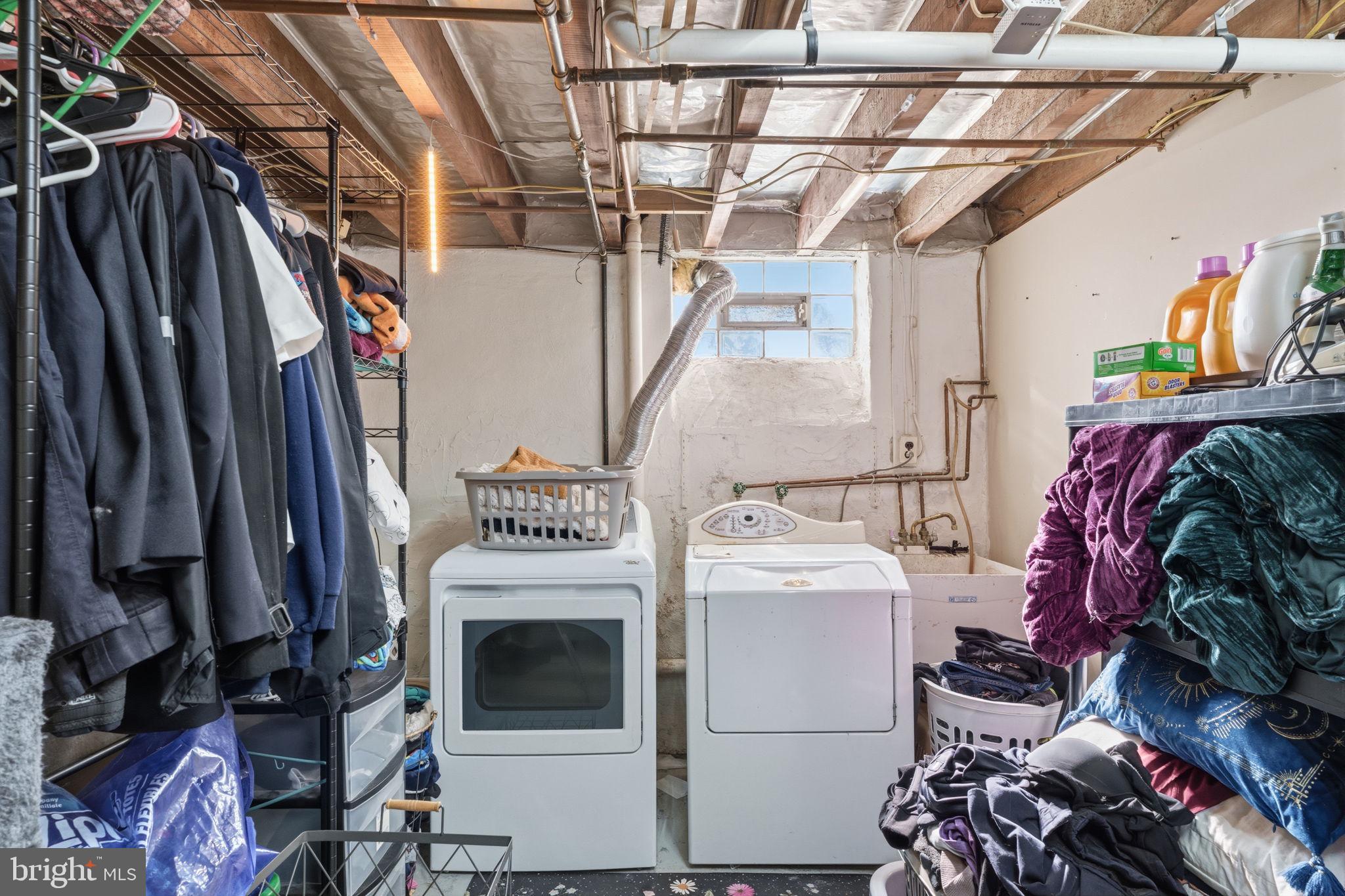 FOX CHASE - Residential