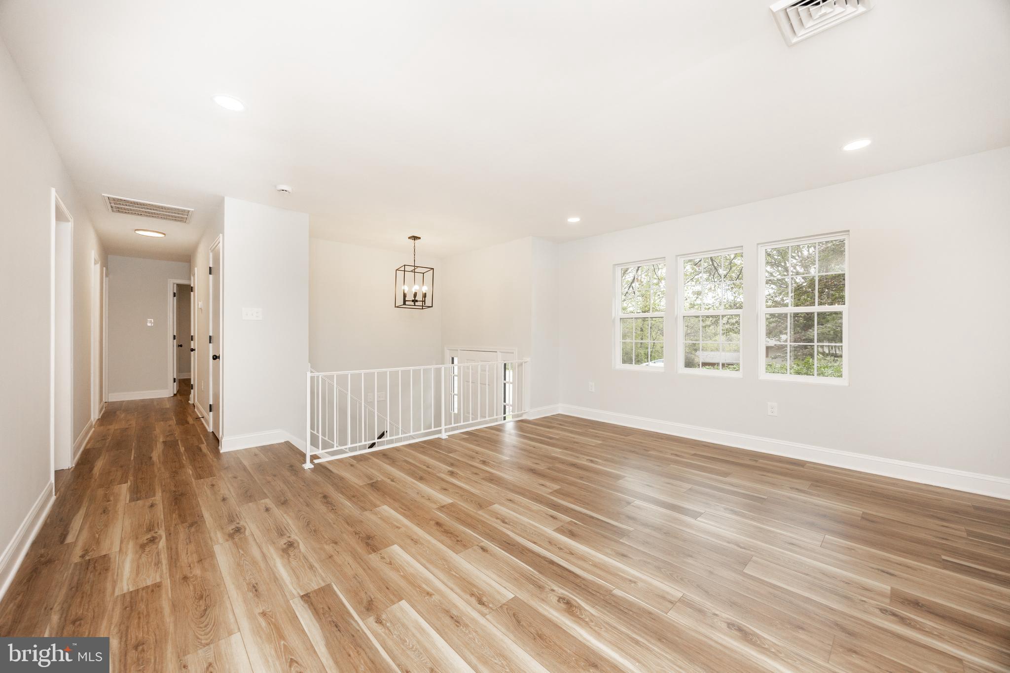 1514 EAGLE RIDGE DRIVE