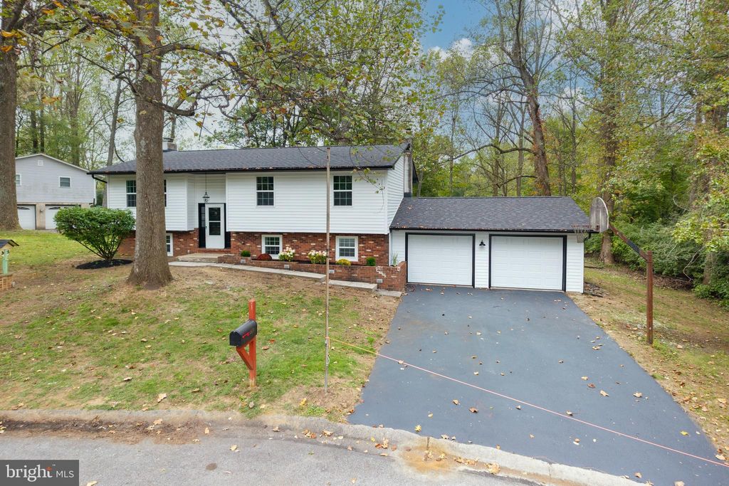Photo of 1514 Eagle Ridge Drive, DOWNINGTOWN, PA 19335 (MLS # PACT2111136)