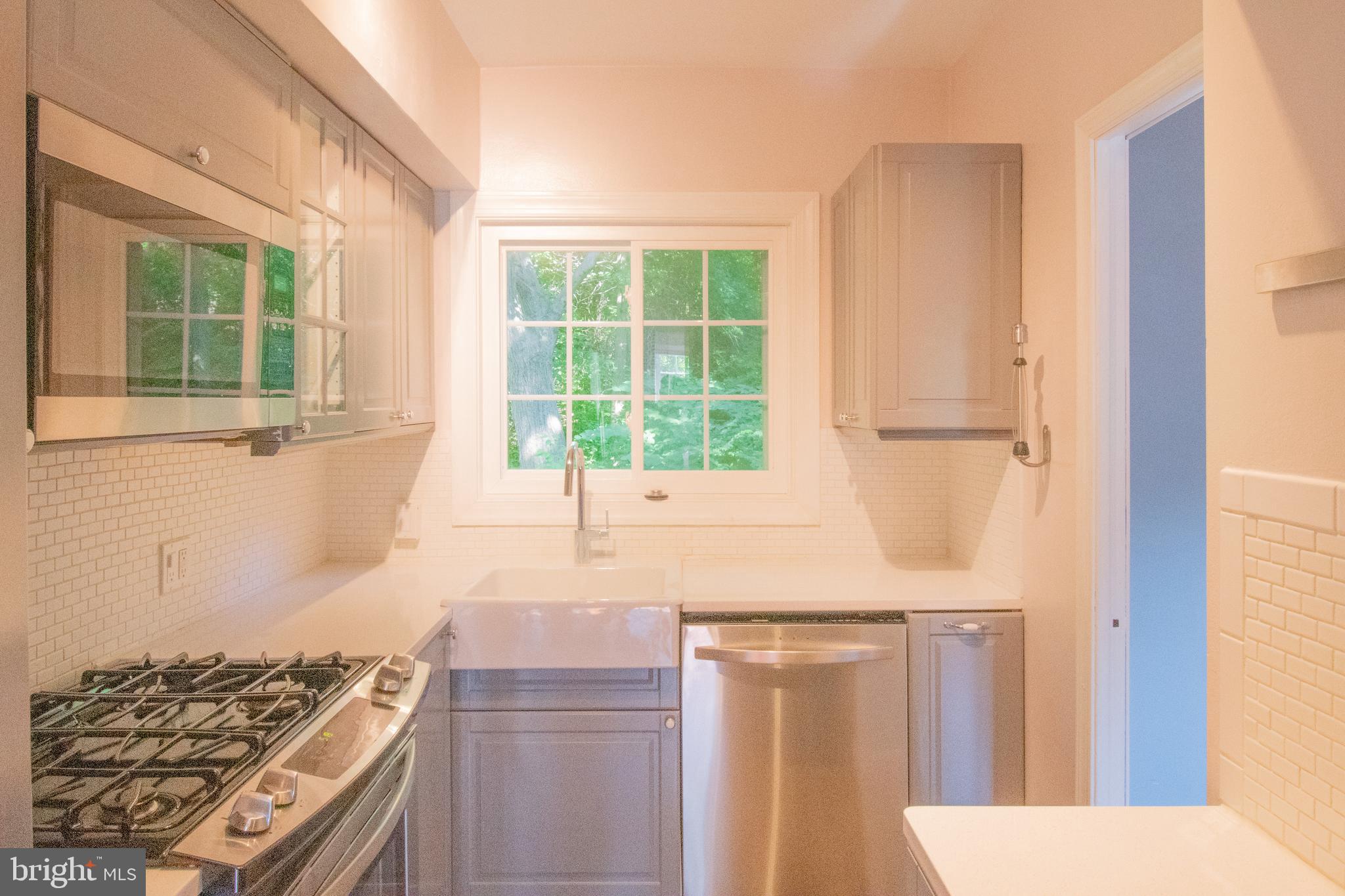 PARK  FAIRFAX - Residential