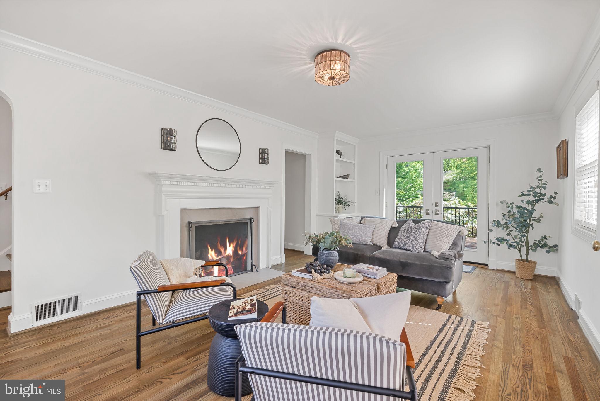 BEVERLY HILLS - Residential