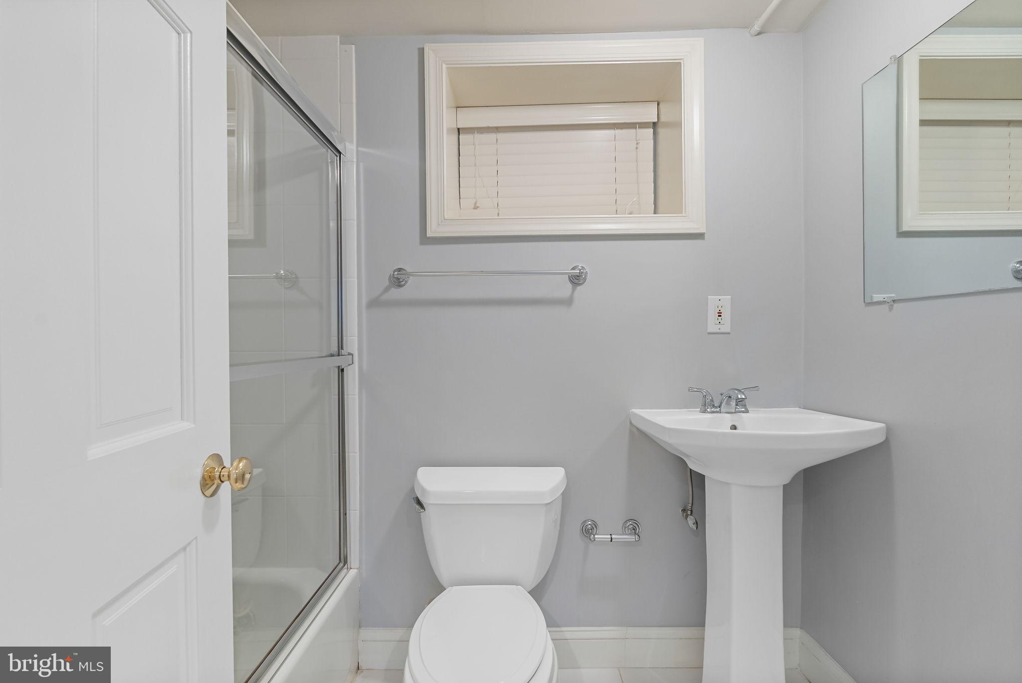 BEVERLY HILLS - Residential