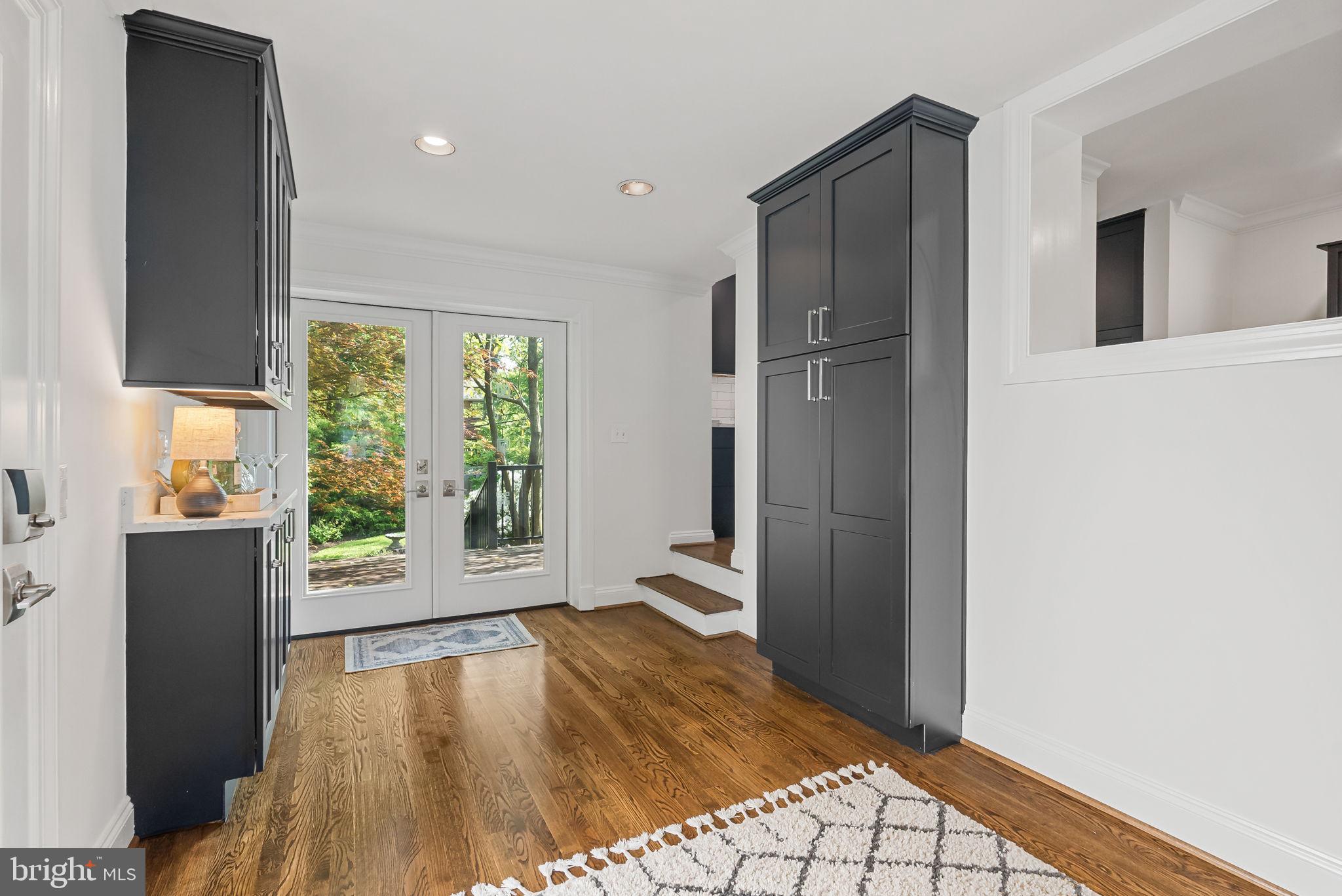 BEVERLY HILLS - Residential