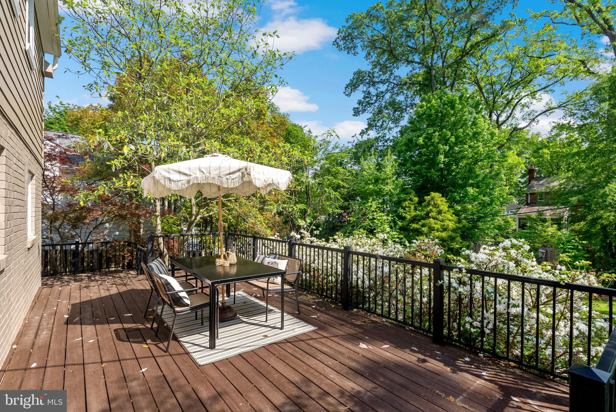 BEVERLY HILLS - Residential